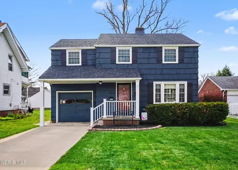 3633 Mapleway Dr, Toledo, OH 43614