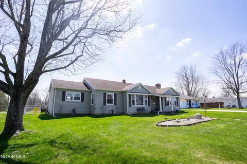 614 Danforth St, Defiance, OH 43512