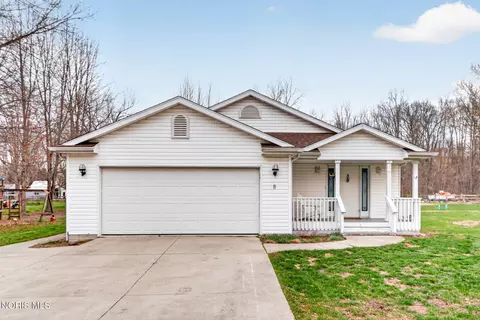 14210 Reed Rd, Swanton, OH 43558