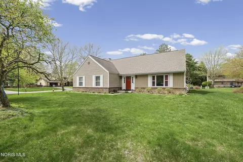 2174 Chadbury Ln, Toledo, OH 43614