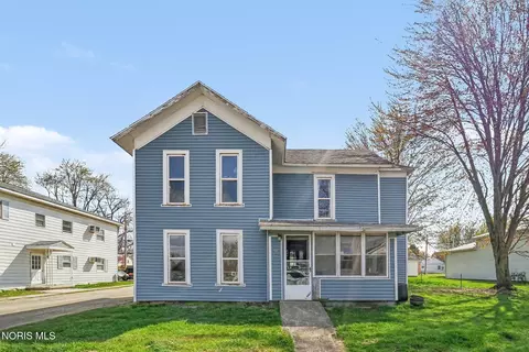 114 N Main St, Bradner, OH 43406