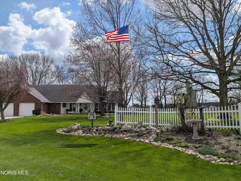 212 Misty Ln, Montpelier, OH 43543