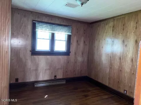 Bedroom - 125 N Park Dr, Mccomb, OH 45858 photo 1 of 5