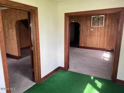 Entry Way - 125 N Park Dr, Mccomb, OH 45858 photo 1 of 3