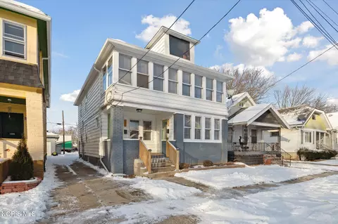 Exterior - 1954 Barrows St, Toledo, OH 43613 photo 2 of 11