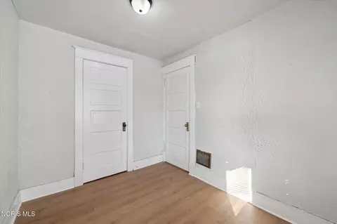 Other - 1954 Barrows St, Toledo, OH 43613 photo 5 of 12