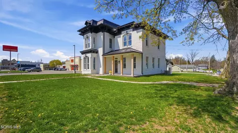 Exterior - 112 E River St, Antwerp, OH 45813 photo 6 of 11