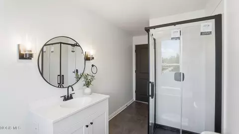 Bath - 112 E River St, Antwerp, OH 45813 photo 5 of 5