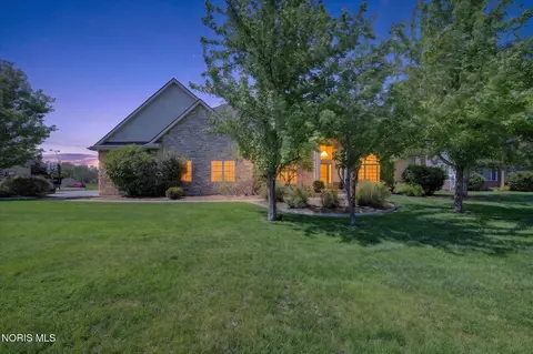 26555 W River Rd, Perrysburg, OH 43551