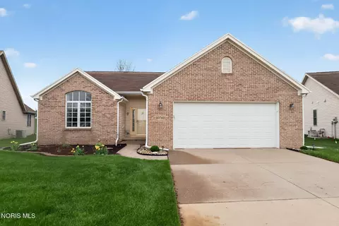 10760 Waterview Dr, Perrysburg, OH 43551