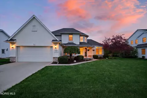 4742 Middle, Monclova, OH 43542