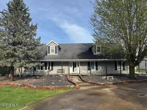 5113 Weckerly Rd, Monclova, OH 43542