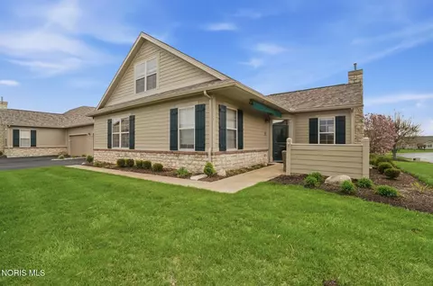 2690 N Canterbury Cir #A, Port Clinton, OH 43452