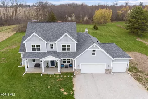 3901 Plumey Rd, Northwood, OH 43619
