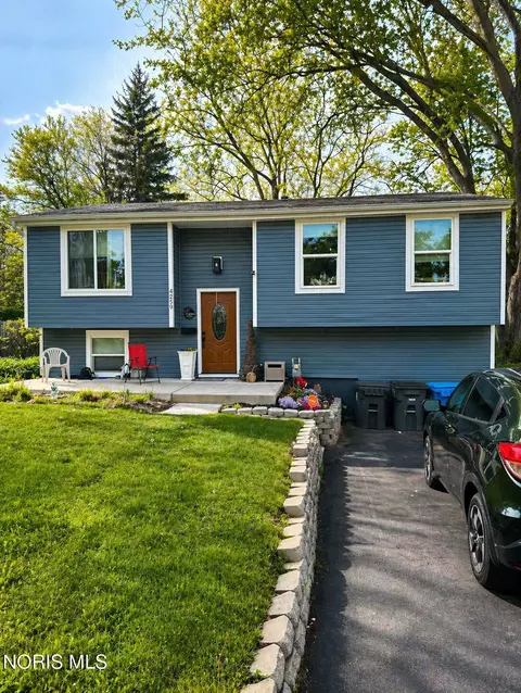 4259 Wickford Point Dr, Toledo, OH 43607