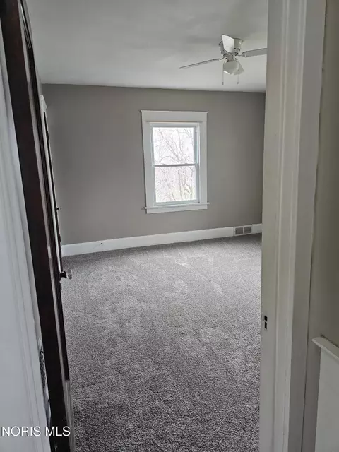 Bedroom - 3220 Brown Rd, Oregon, OH 43616 photo 1 of 4