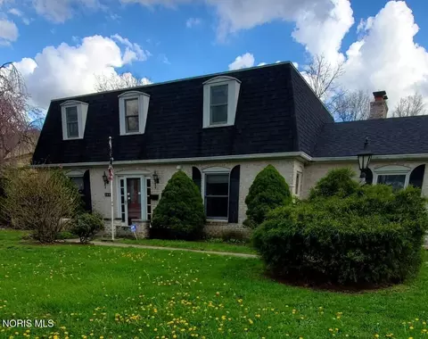 2003 Bucklew Dr, Toledo, OH 43613