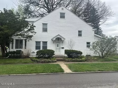 2601 Portsmouth Ave, Toledo, OH 43613