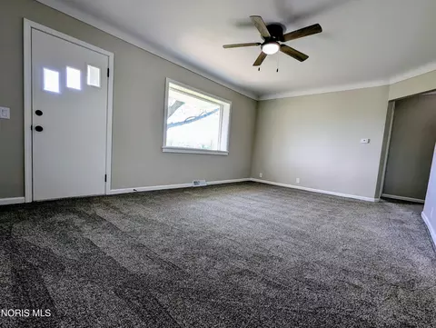 Living - 404 Park St, Archbold, OH 43502 photo 1 of 2