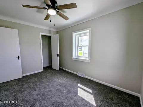 Bedroom - 404 Park St, Archbold, OH 43502 photo 2 of 4