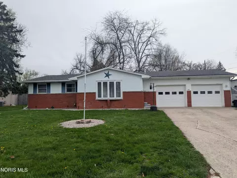 505 Sycamore Ln, Pioneer, OH 43554
