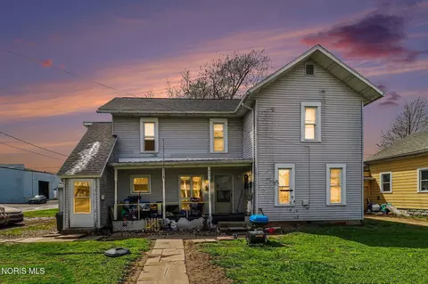 825 Monroe St, Napoleon, OH 43545