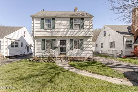 2340 Beaufort Ave, Toledo, OH 43613