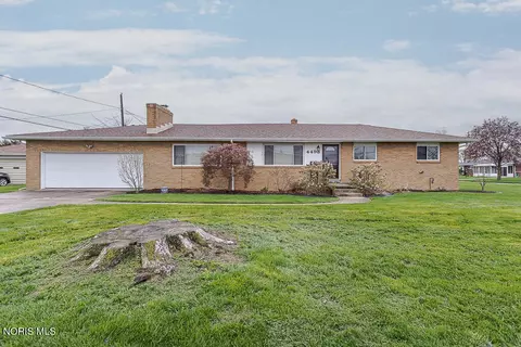 4498 285th St, Toledo, OH 43611