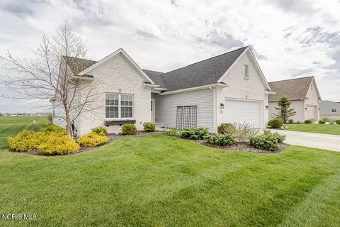 3762 Sanibel Dr, Sylvania, OH 43560