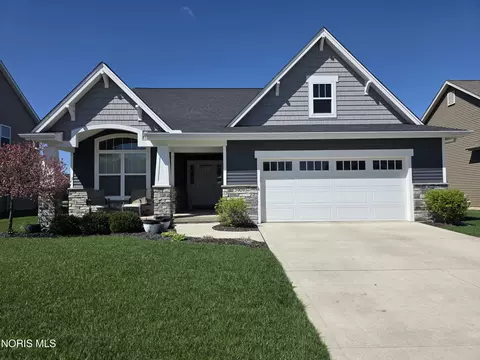 3909 Ten Mile Creek Dr, Sylvania, OH 43560