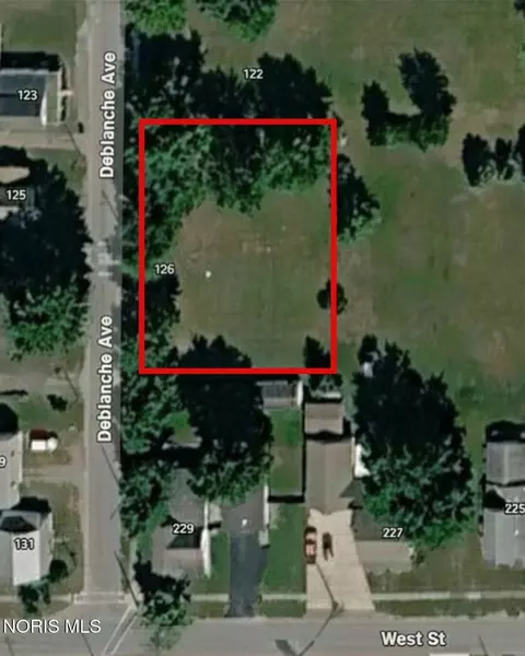 126 Deblanche Ave, Columbus Grove, OH 45830