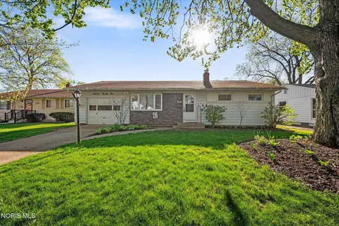 1621 Colleen Ct, Toledo, OH 43614