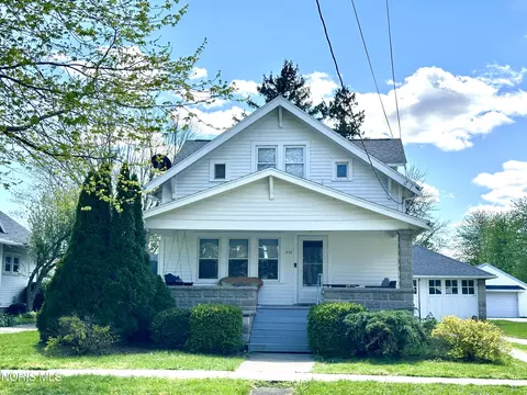 350 S Toledo St, Elmore, OH 43416