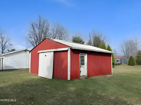 Exterior - 9706 Bradner Rd, Risingsun, OH 43457 photo 4 of 5