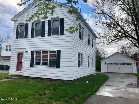 925 River Rd, Maumee, OH 43537