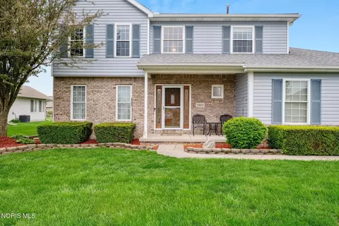 5882 Cherokee Ave, Walbridge, OH 43465