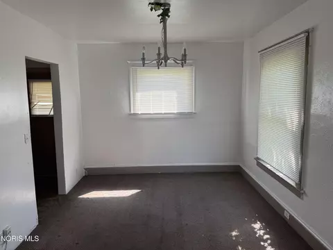 1014 Evesham Ave, Toledo, OH 43607 photo 4