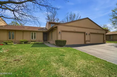 2338 Parliament Sq, Toledo, OH 43617