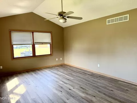 Living - 202 E Woodcox St, Antwerp, OH 45813 photo 4 of 5