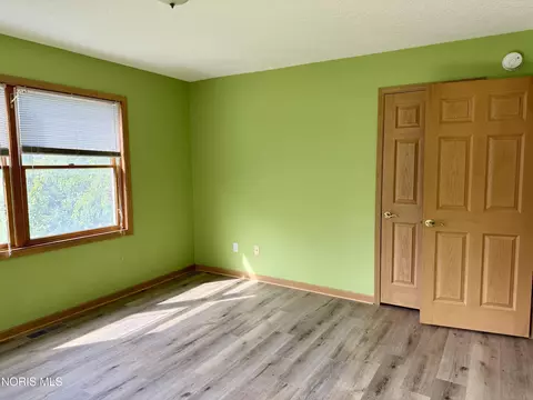 Bedroom - 202 E Woodcox St, Antwerp, OH 45813 photo 6 of 9
