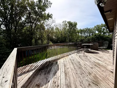 Exterior - 202 E Woodcox St, Antwerp, OH 45813 photo 10 of 12