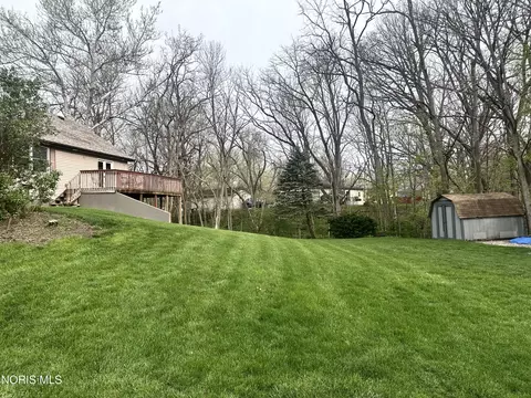 Exterior - 202 E Woodcox St, Antwerp, OH 45813 photo 4 of 12