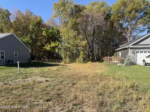 7002 Red Stag Ct, Whitehouse, OH 43571