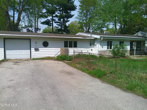 1760 Ketner Ave, Toledo, OH 43613