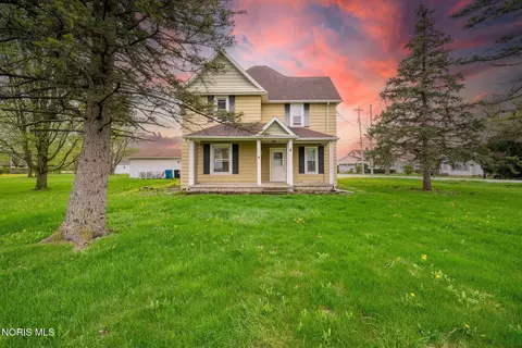 24719 Stony Ridge Rd, Perrysburg, OH 43551