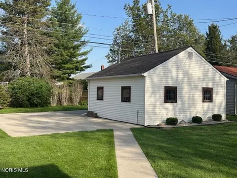 Other - 911 S Lynn St, Bryan, OH 43506 photo 2 of 11