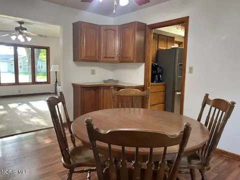 Dining - 911 S Lynn St, Bryan, OH 43506 photo 1 of 3