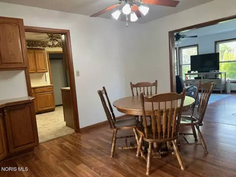 Dining - 911 S Lynn St, Bryan, OH 43506 photo 2 of 3