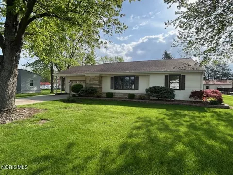 911 S Lynn St, Bryan, OH 43506