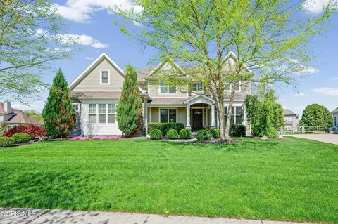 3832 Timber Valley Dr, Maumee, OH 43537